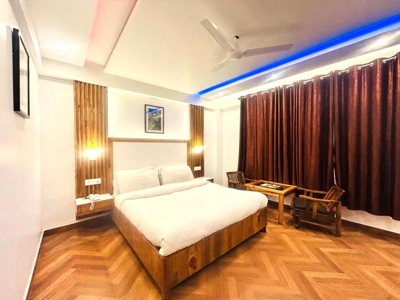 Queens Hill By Edge Mussoorie Luaran gambar