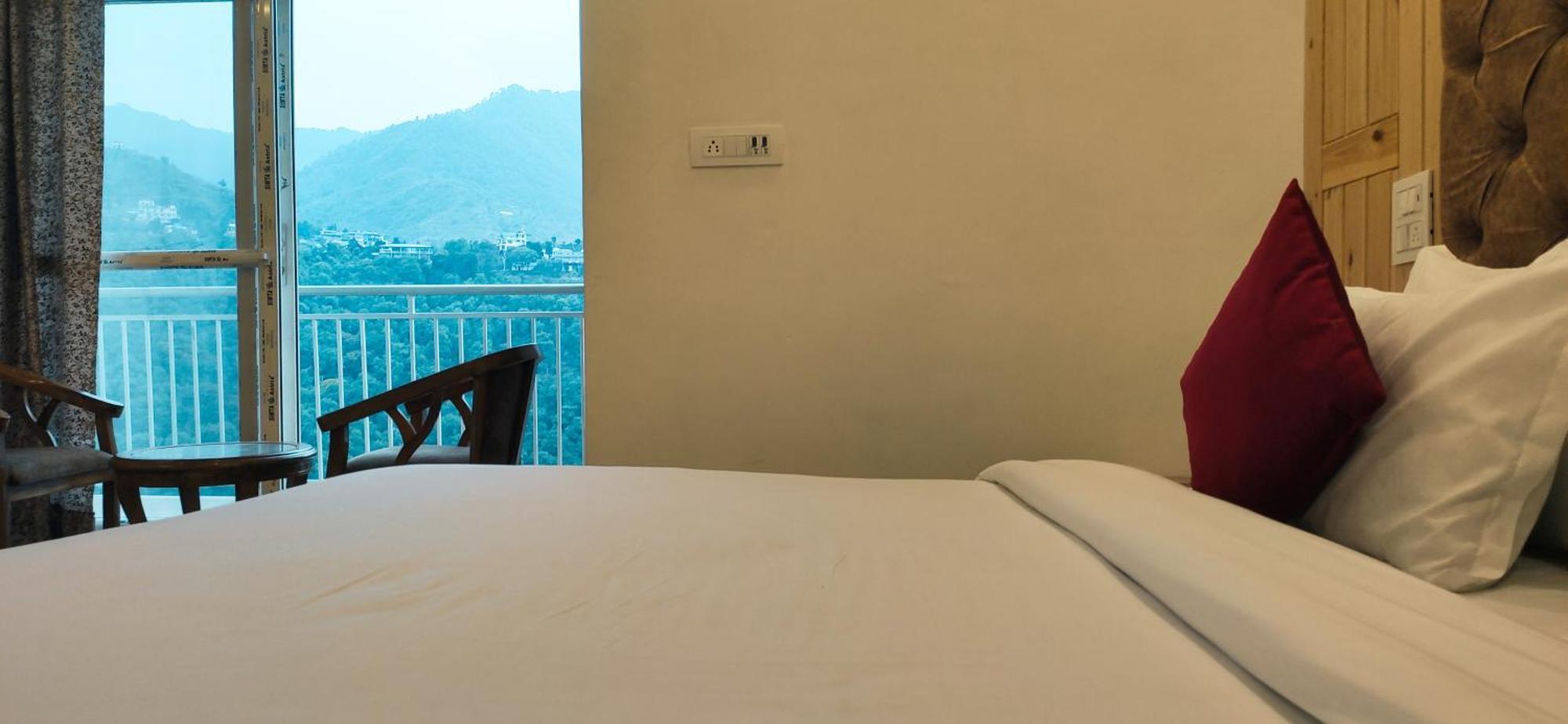 Queens Hill By Edge Mussoorie Luaran gambar